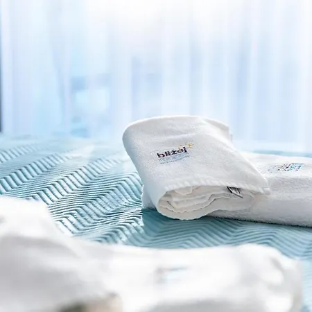 Whiteblue 41 Bliżej Morza *